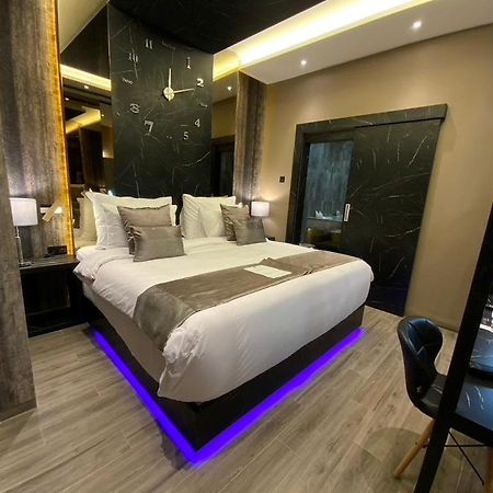 De Paris Hotel Μεντάν Εξωτερικό φωτογραφία