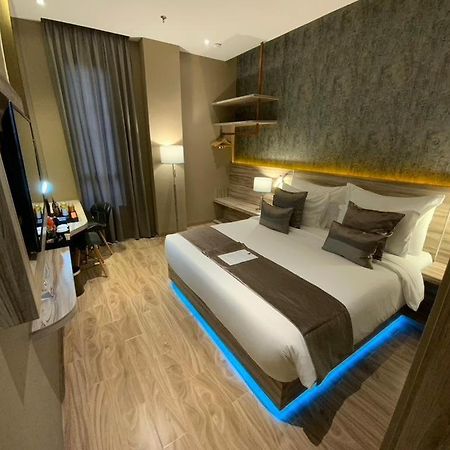 De Paris Hotel Μεντάν Εξωτερικό φωτογραφία