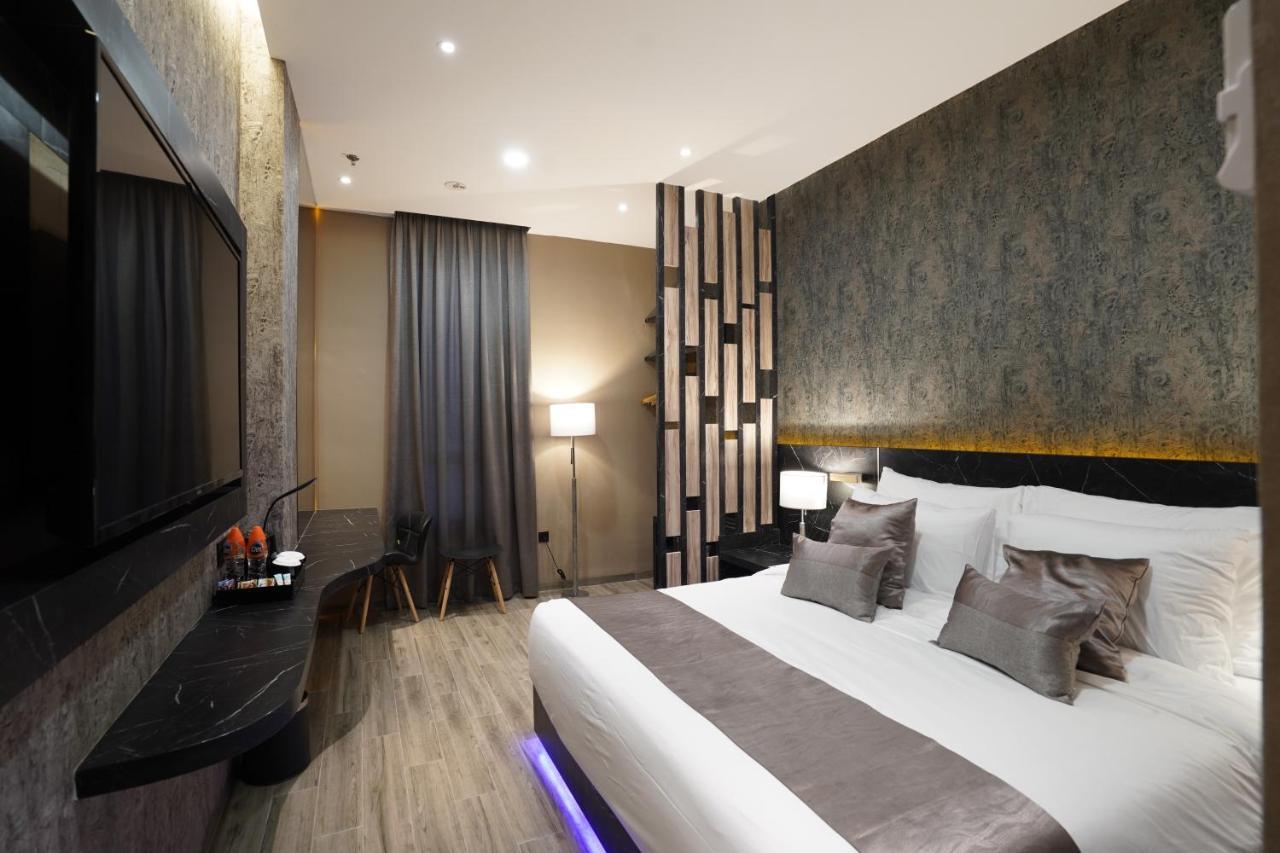 De Paris Hotel Μεντάν Εξωτερικό φωτογραφία