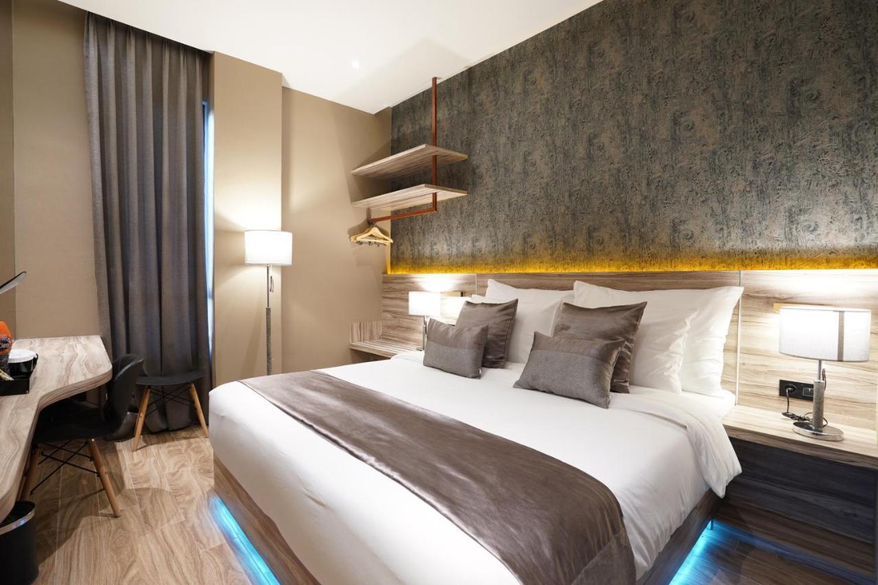De Paris Hotel Μεντάν Εξωτερικό φωτογραφία